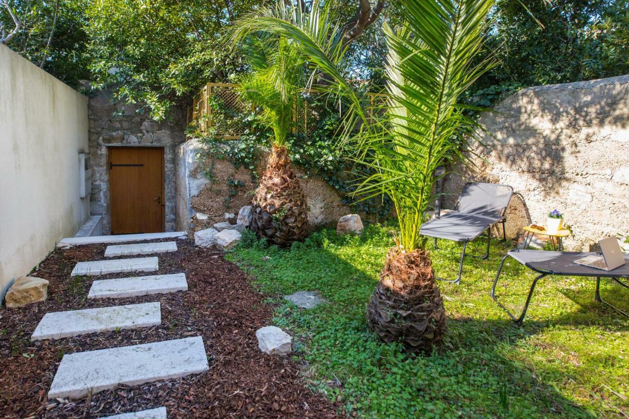 Apartment Peaceful Oasis Makarska Exterior photo